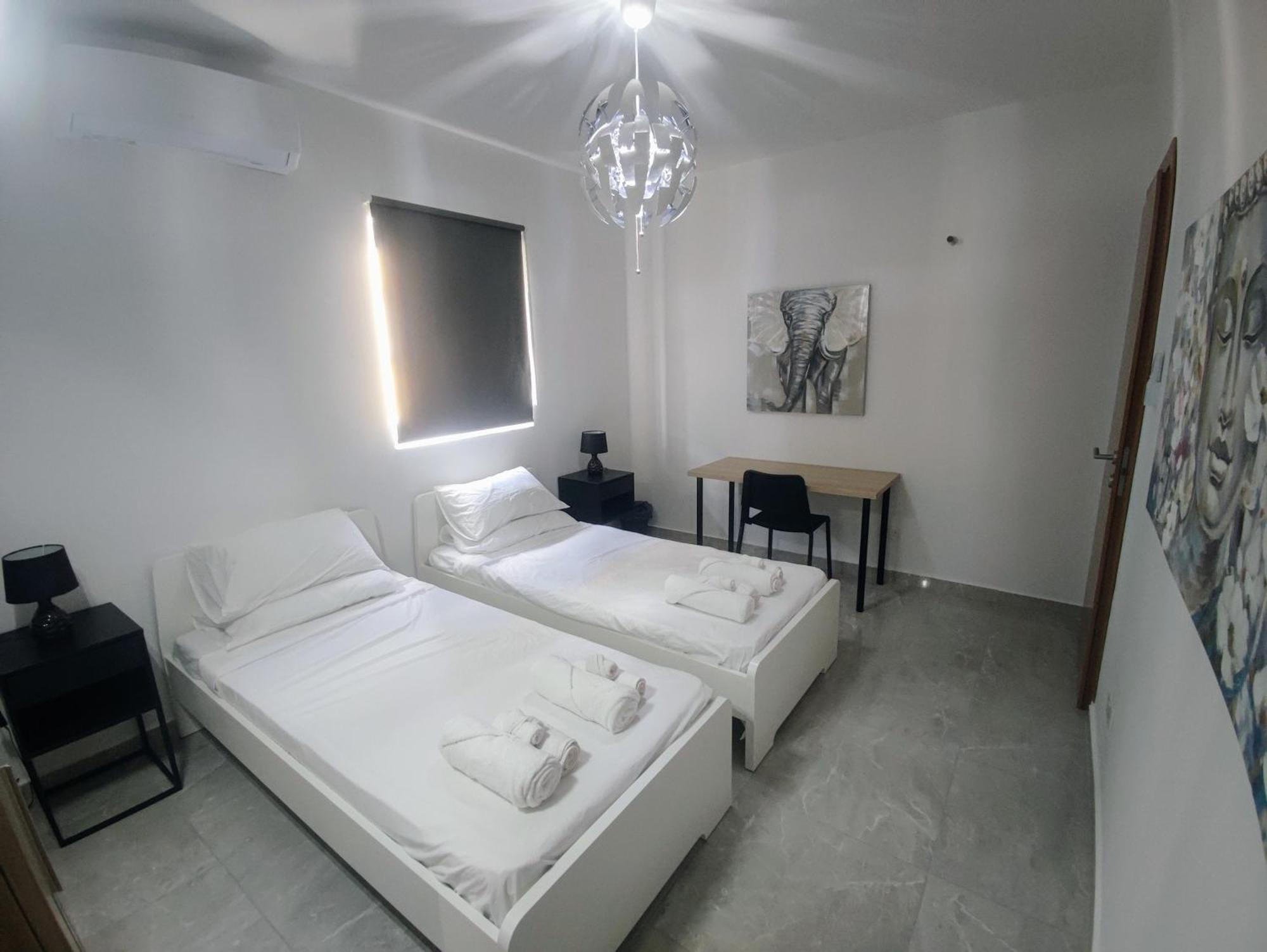 Deggies Apartments - Spacious, Modern Apartment! Naxxar Zewnętrze zdjęcie